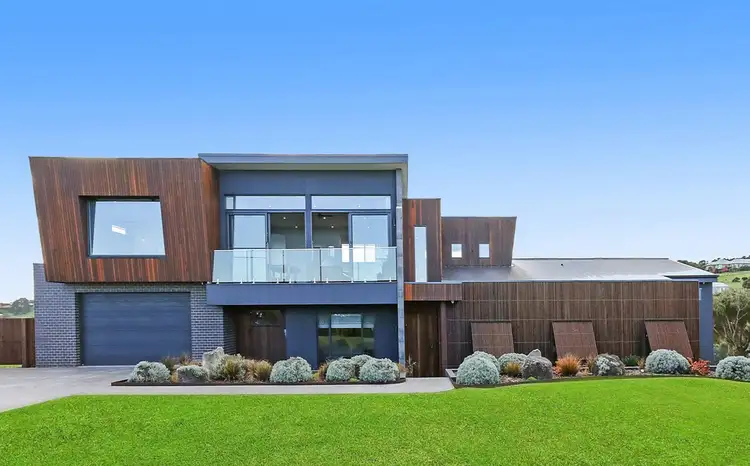 Fifth view of Homely house listing, 8 Logans Beach Road, Warrnambool VIC 3280