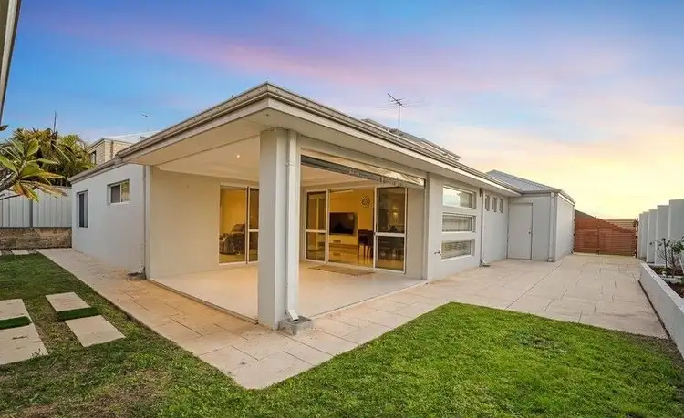 Fourth view of Homely house listing, 19 Dugong View, Yangebup WA 6164