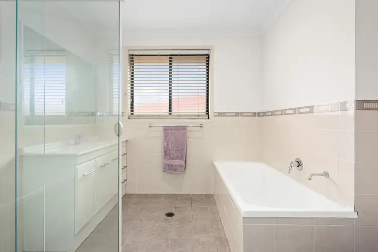 Sixth view of Homely house listing, 18 Kelly Circle, Rutherford NSW 2320