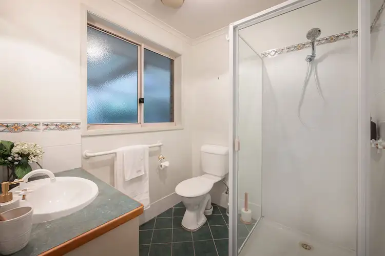 Fifth view of Homely house listing, 46 Greentree Way, West Albury NSW 2640