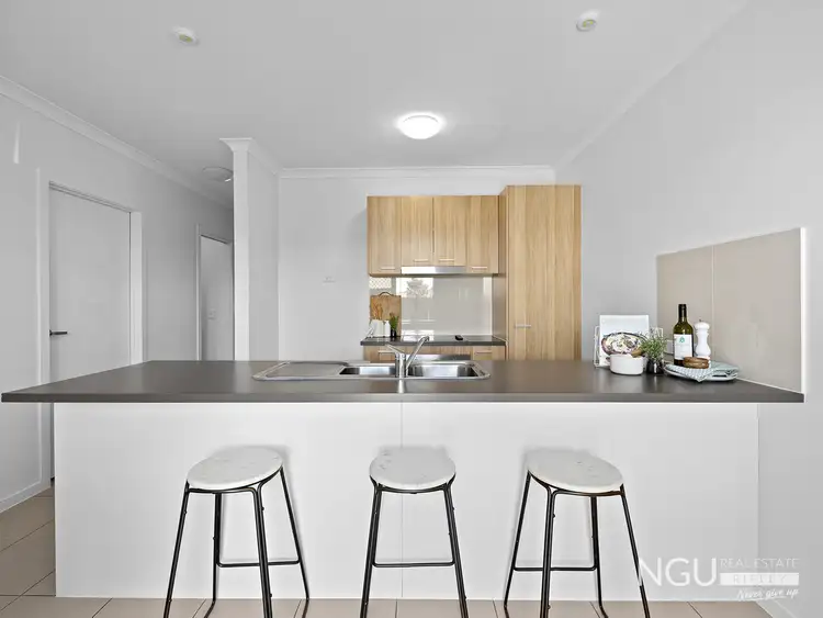 Fifth view of Homely townhouse listing, 20 Napier Circuit, Silkstone QLD 4304