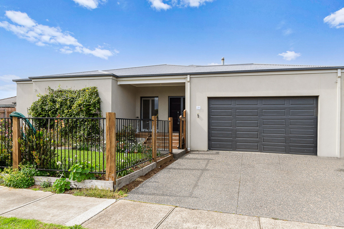 Main view of Homely house listing, 29 Veronica Drive, Skye VIC 3977