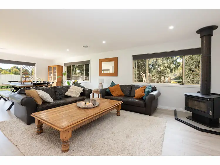 Second view of Homely house listing, 2 Down Court, West Wodonga VIC 3690