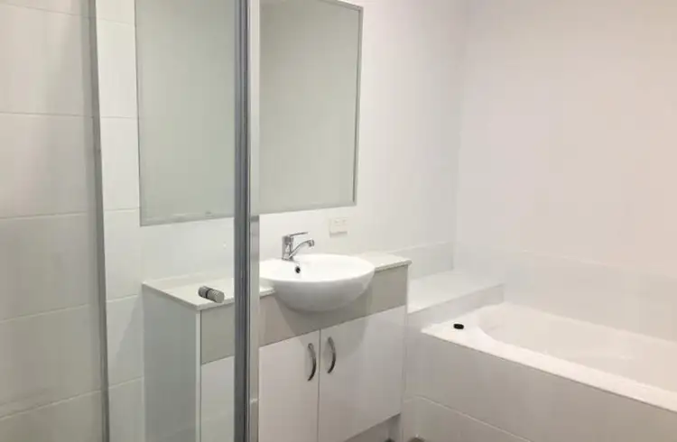 Fourth view of Homely semi-detached listing, 1a Bulloo Crescent, Brassall QLD 4305