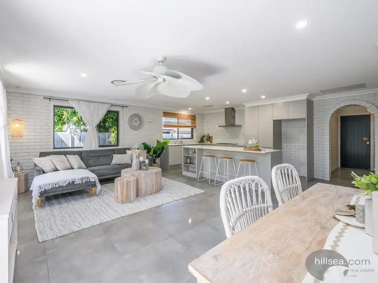 73 Poinsettia Avenue, Hollywell QLD 4216