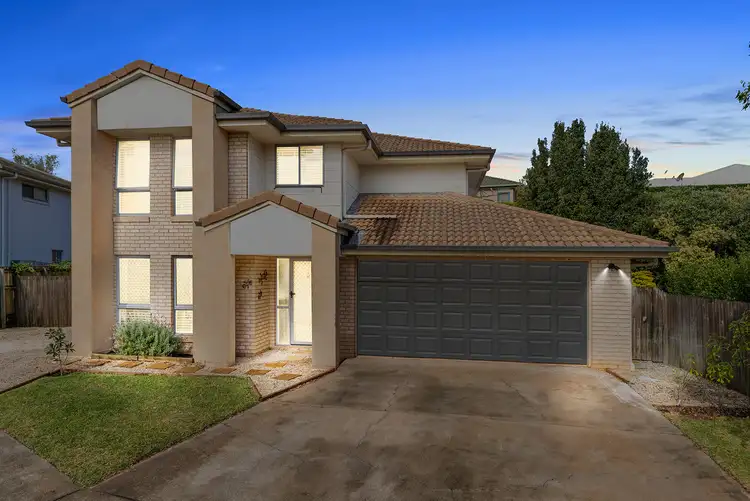 18 Whitsunday Place, Redland Bay QLD 4165