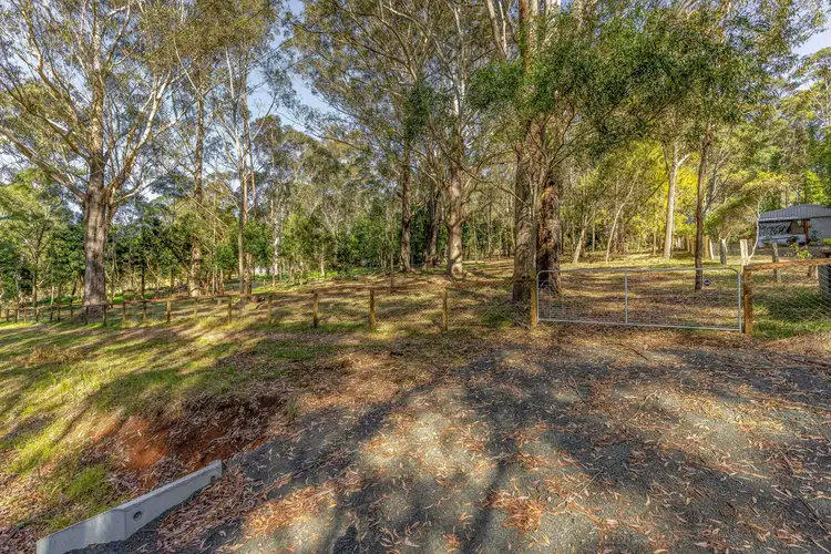 14 Happy Valley Road, Cabarlah QLD 4352