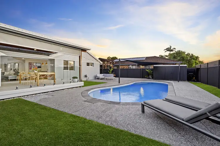 39 Razorbill Street, Burleigh Waters QLD 4220