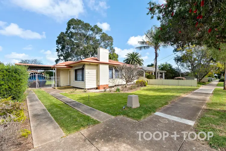 15 Milton Avenue, Clearview SA 5085