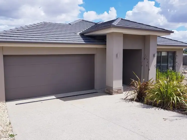 Main view of Homely house listing, 10 Merlin View, Doreen VIC 3754