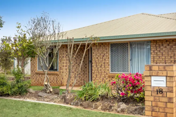 18 Catalina Drive, Wilsonton QLD 4350