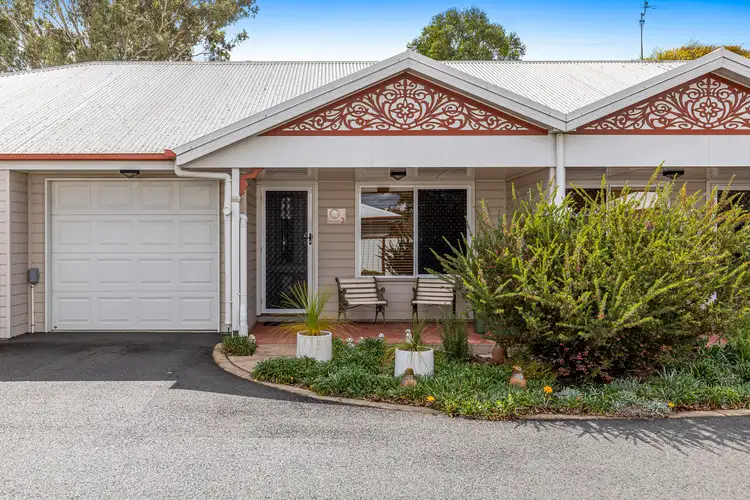 Main view of Homely unit listing, 2/22 Queen Street, Clifton QLD 4361