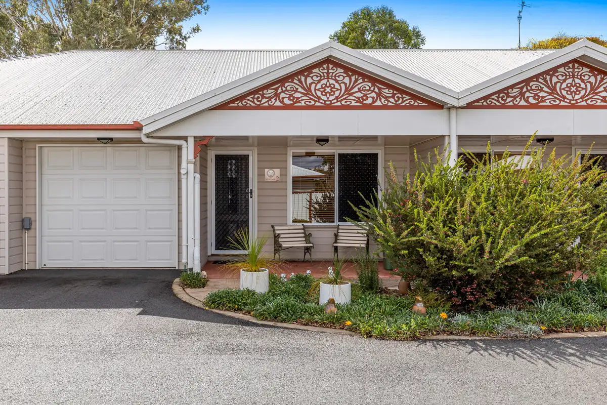 Main view of Homely unit listing, 2/22 Queen Street, Clifton QLD 4361