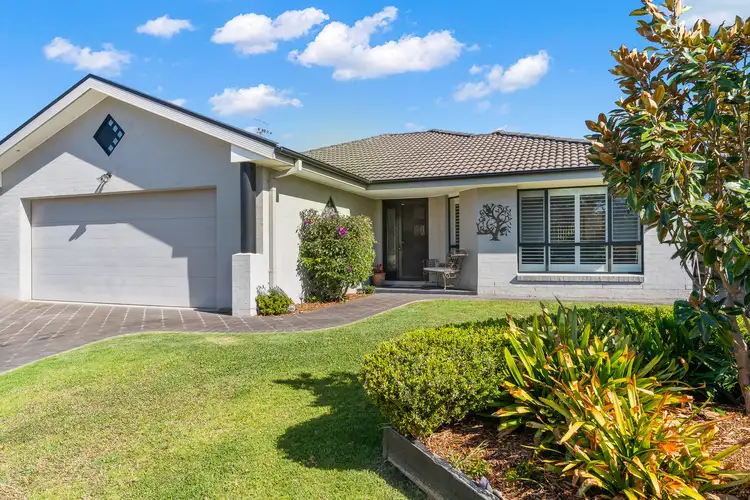 17 Royal Mantle Drive, Ulladulla NSW 2539