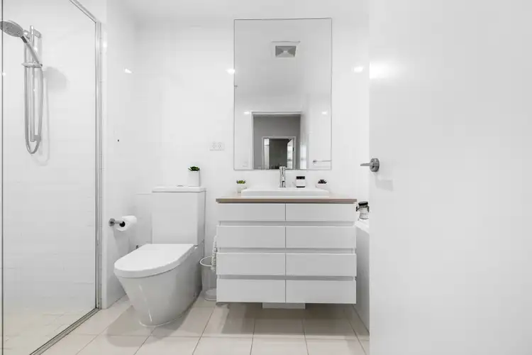 Fifth view of Homely unit listing, 4099/37c Harbour Road, Hamilton QLD 4007