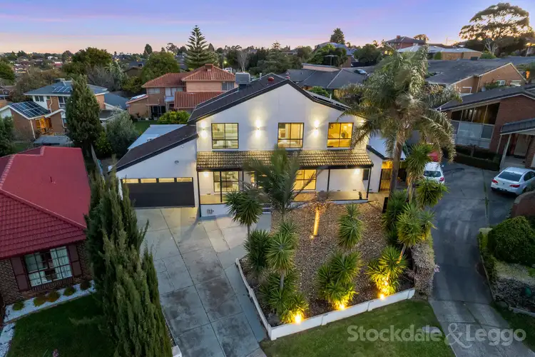 3 Waruka Close, Endeavour Hills VIC 3802