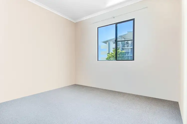 Sixth view of Homely unit listing, 8/8 Jeffrey Street, Redcliffe QLD 4020
