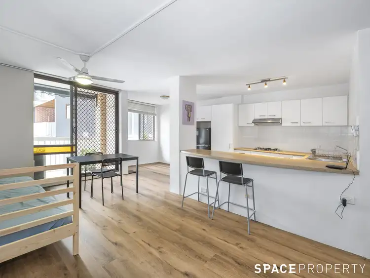 Fourth view of Homely apartment listing, 9/574 Boundary Street, Spring Hill QLD 4000