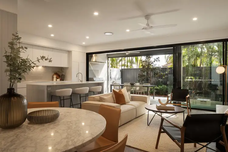 4/14 Allen Street, Hamilton QLD 4007