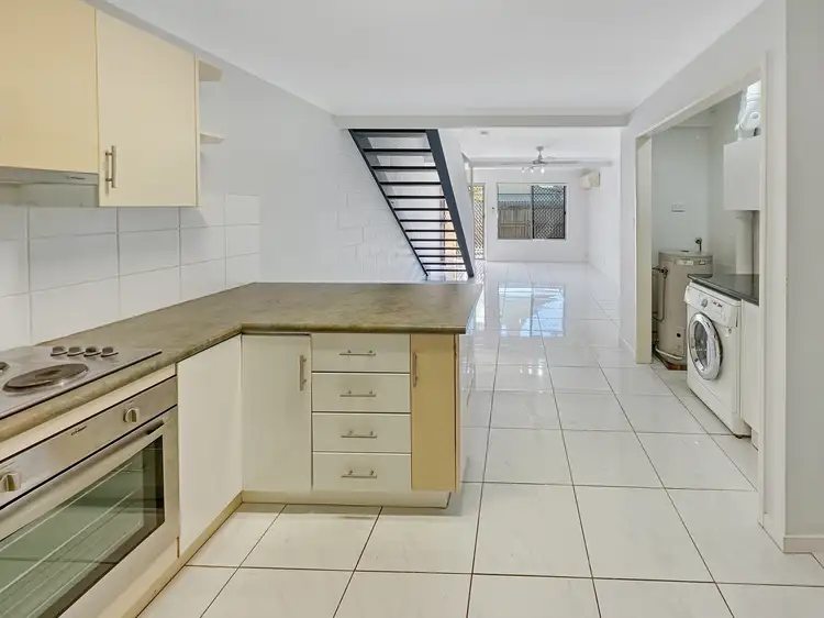 Third view of Homely unit listing, 4/259 Auckland Street, South Gladstone QLD 4680