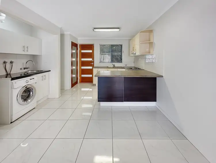 Fifth view of Homely unit listing, 4/259 Auckland Street, South Gladstone QLD 4680