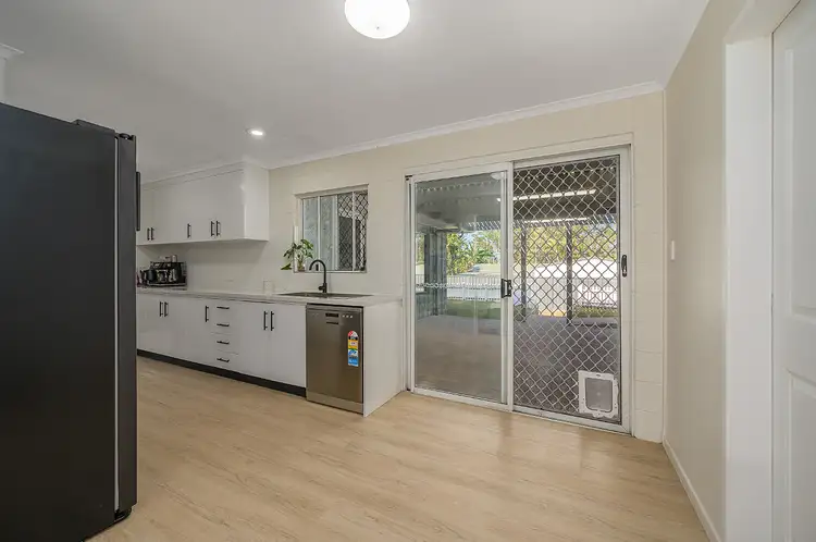 Fifth view of Homely house listing, 8 Daniel Drive, New Auckland QLD 4680