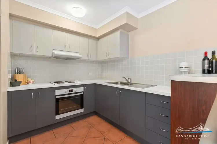 Fifth view of Homely apartment listing, 28/106 Linton Street, Kangaroo Point QLD 4169