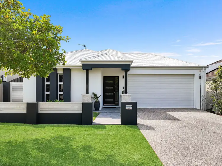 39 Meridien Avenue, Varsity Lakes QLD 4227