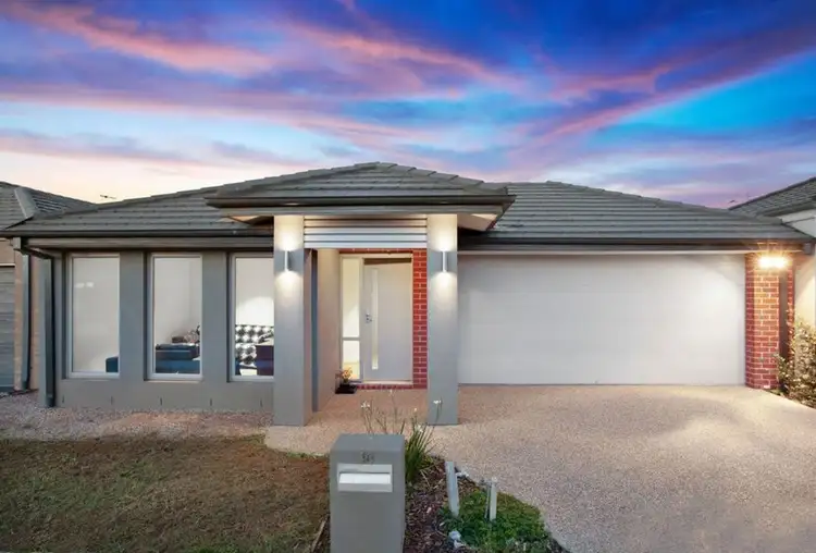 18 Creston Street, Point Cook VIC 3030