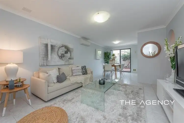 Main view of Homely house listing, 2/10 Langbank Close, Kinross WA 6028
