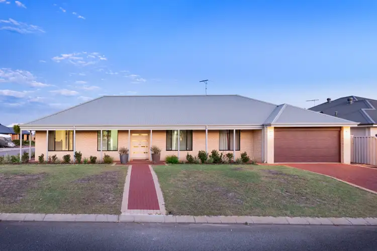 Main view of Homely house listing, 19 Halcyon Way, Atwell WA 6164