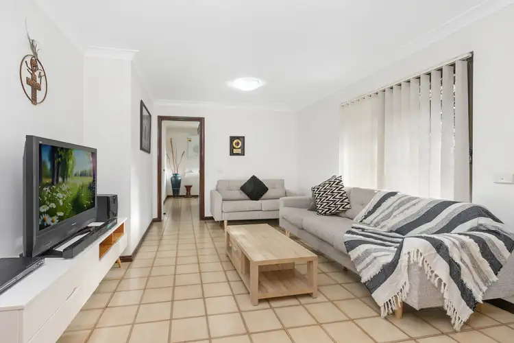 Fourth view of Homely house listing, 2 Pierce Close, Prairiewood NSW 2176