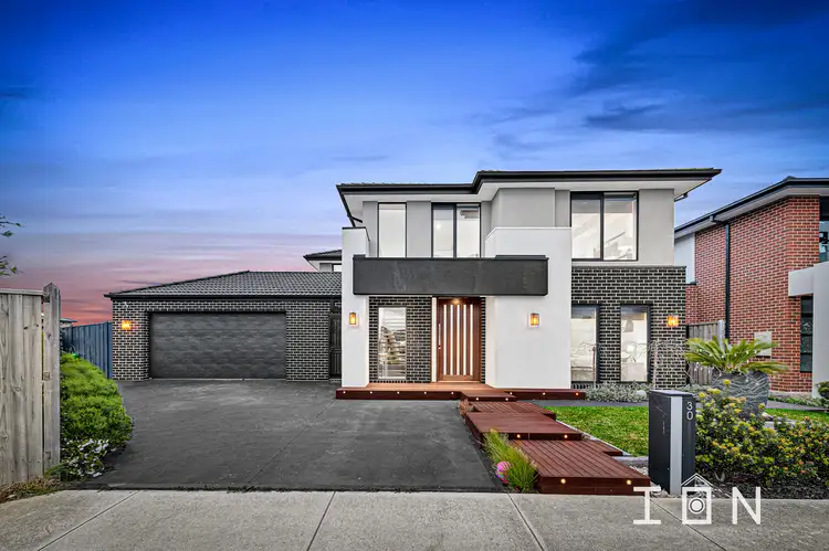 30 Featherdown Way, Clyde North VIC 3978