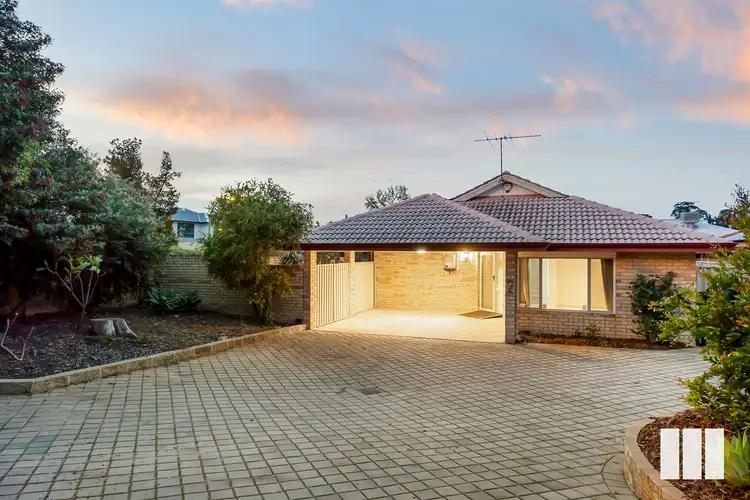 2/185 Kitchener Road, Alfred Cove WA 6154