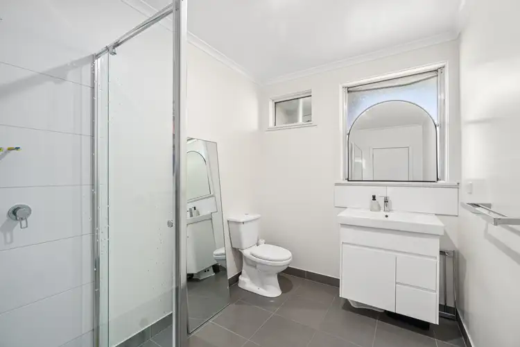 Fifth view of Homely house listing, 22 Overend Crescent, Sale VIC 3850