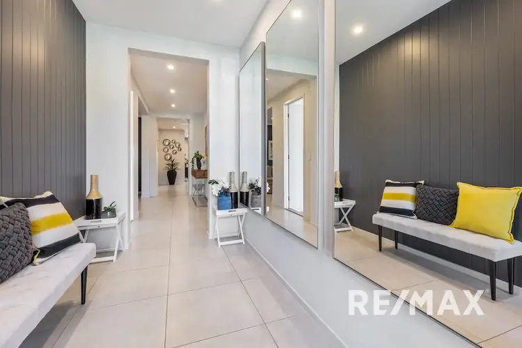 Second view of Homely house listing, 1 Mangrove Crescent, Forest Hill NSW 2651