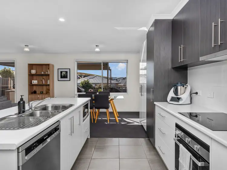 Sixth view of Homely house listing, 3/22-24 Barilla Court, Midway Point TAS 7171