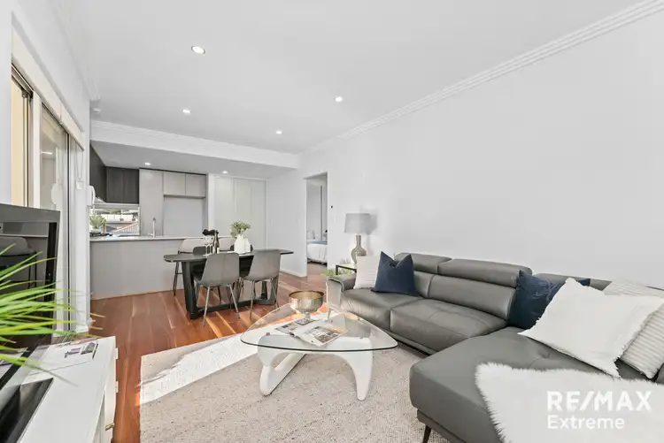 Seventh view of Homely house listing, 11/3 Oak Street, Cannington WA 6107