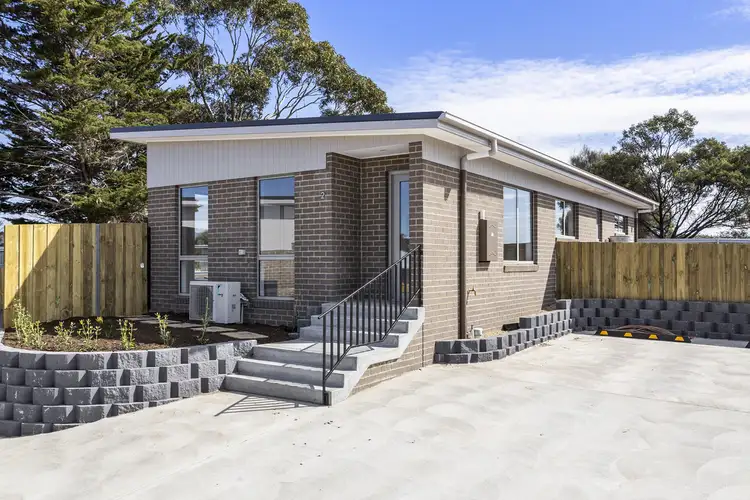 Second view of Homely house listing, 2/7 Amos Place, Swansea TAS 7190
