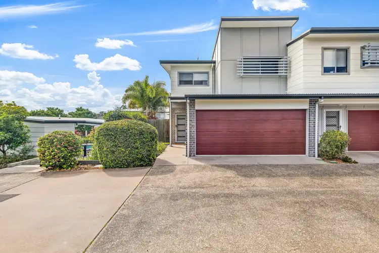 25/17 Greensboro Place, Little Mountain QLD 4551