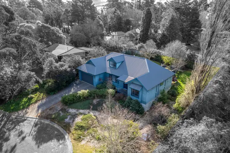 4 Souter Avenue, Wentworth Falls NSW 2782