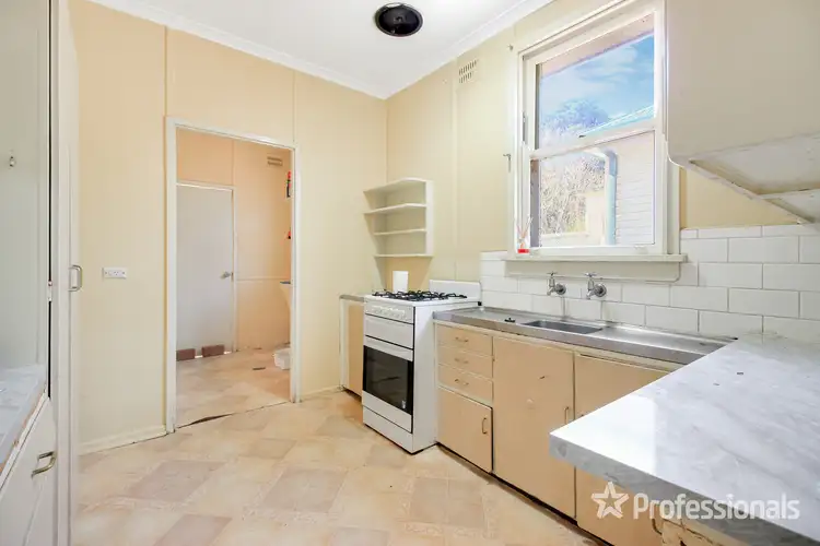 Fifth view of Homely house listing, 18 Spooner Avenue, Mount Austin NSW 2650
