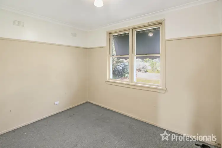 Sixth view of Homely house listing, 18 Spooner Avenue, Mount Austin NSW 2650