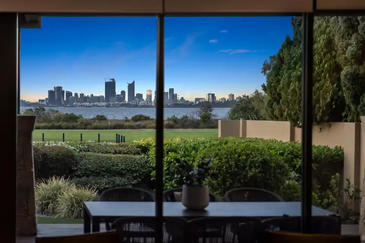 59 The Strand, Applecross WA 6153
