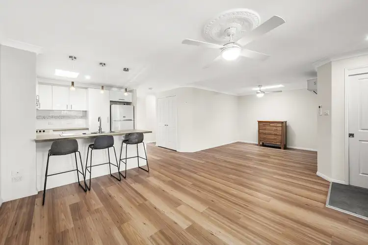 Fourth view of Homely unit listing, 3/838 Macquarie Drive, Croudace Bay NSW 2280