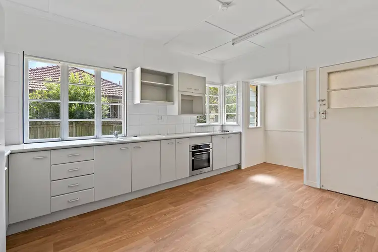 Second view of Homely house listing, 3 Cale Street, Upper Mount Gravatt QLD 4122