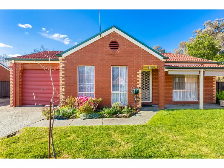Main view of Homely unit listing, 2/14 Graetz Court, Lavington NSW 2641