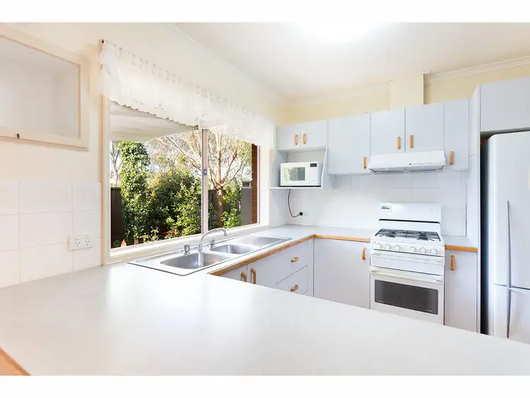 Third view of Homely unit listing, 2/14 Graetz Court, Lavington NSW 2641