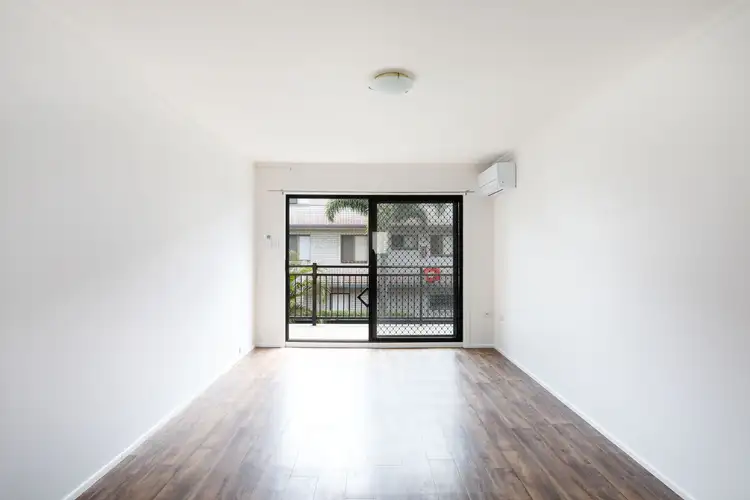 Fifth view of Homely apartment listing, 6/17 Middle Street, Labrador QLD 4215