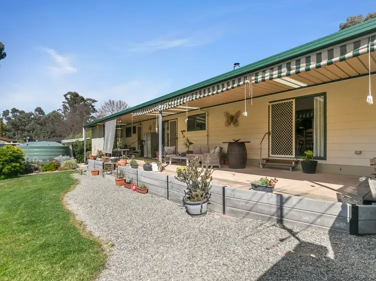 13 West Road, Watervale SA 5452